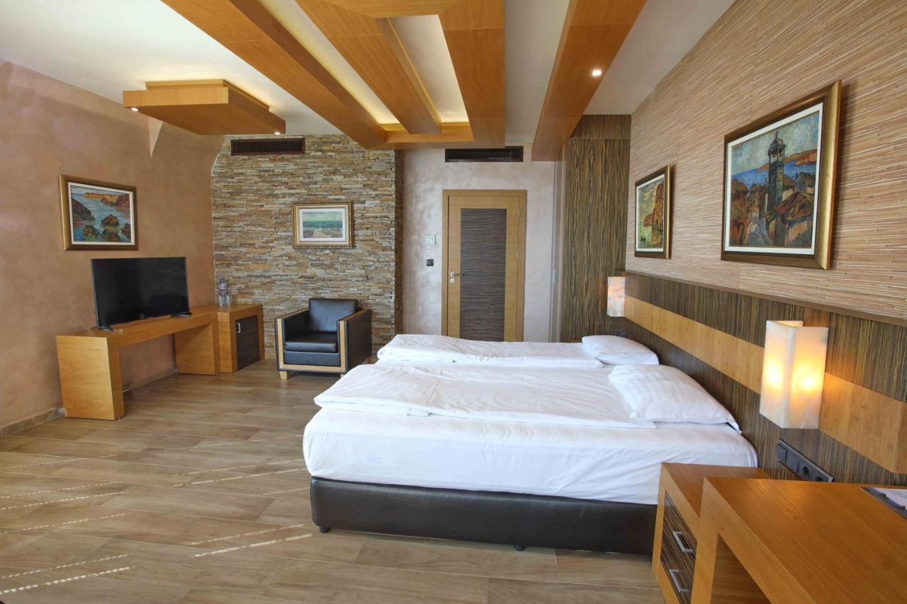Art Complex Anel Hotel Sozopol Bagian luar foto