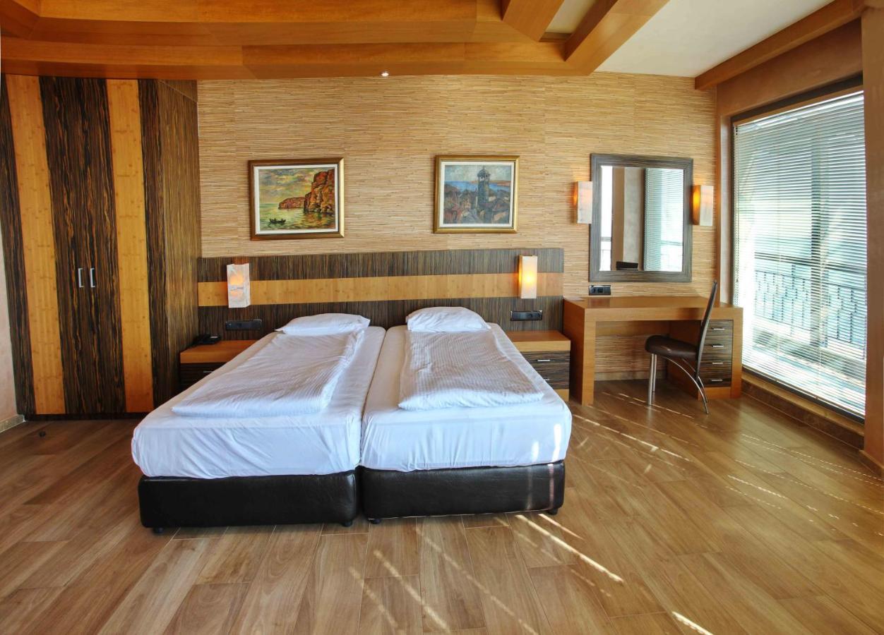 Art Complex Anel Hotel Sozopol Bagian luar foto